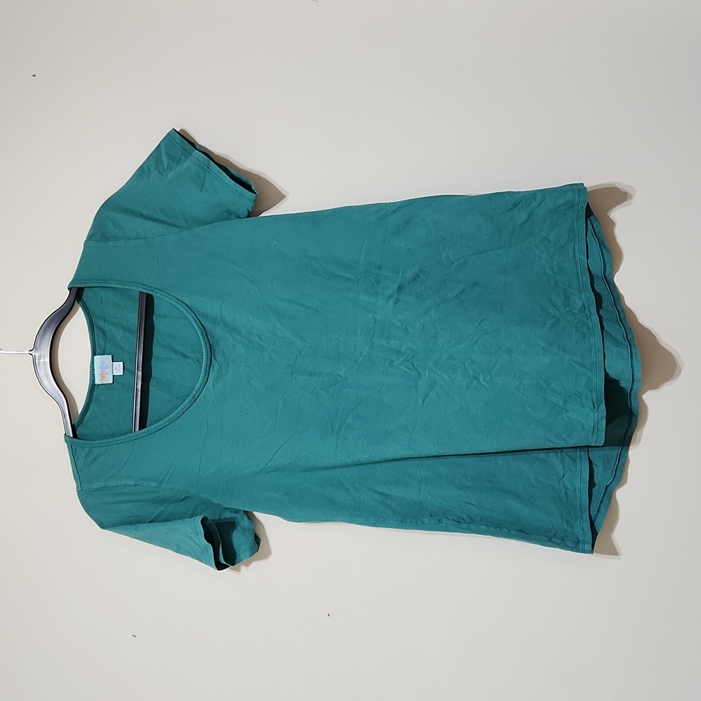 Lularoe tee
